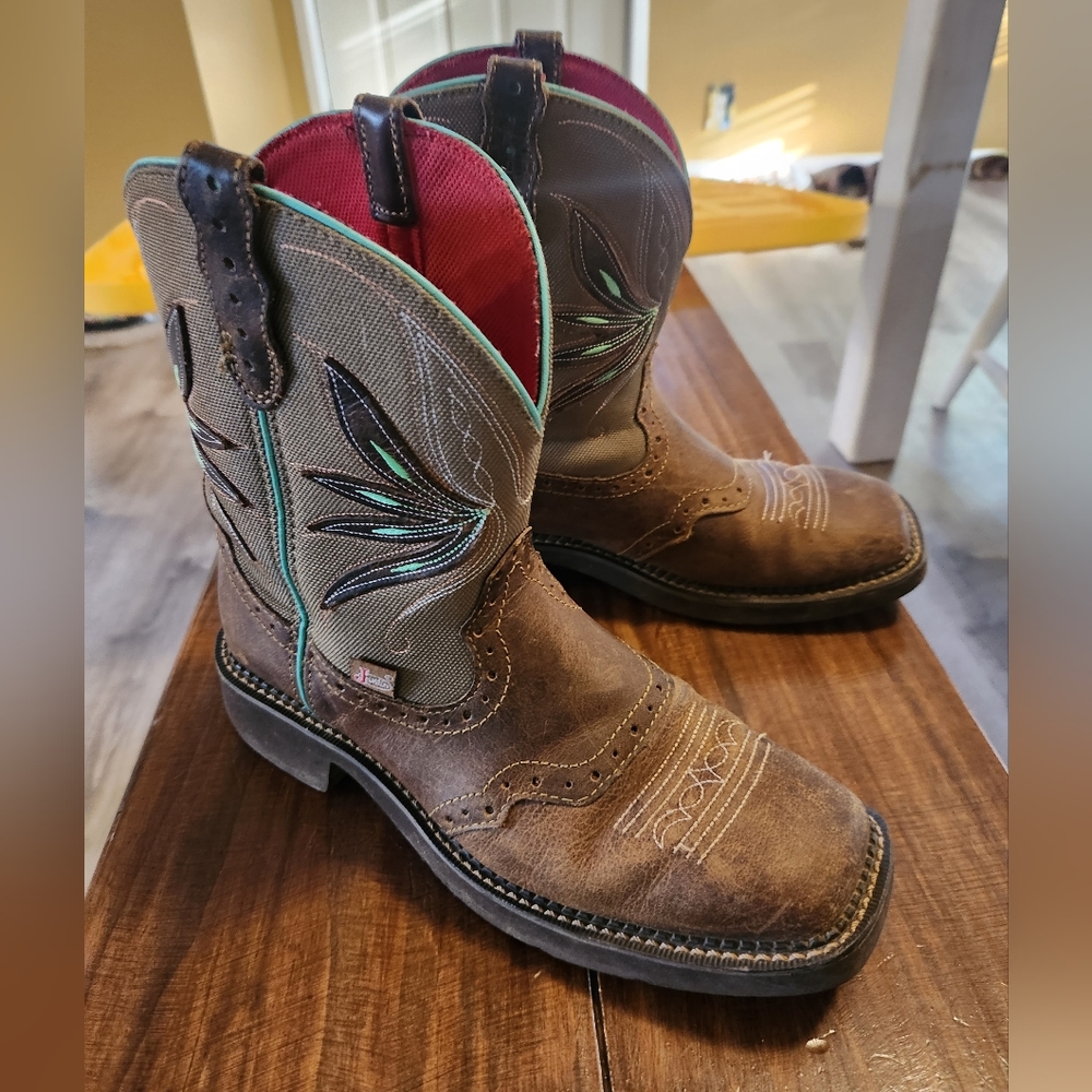 Womens Justin Gypsy boots